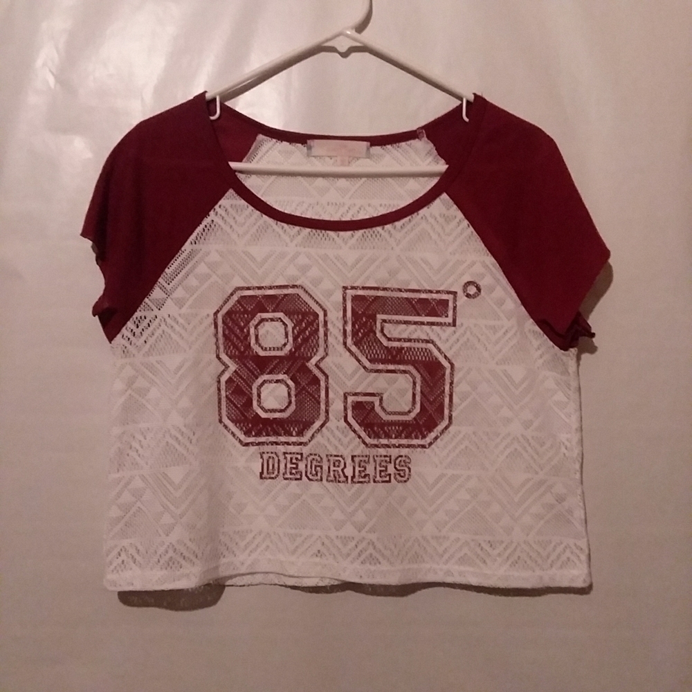 Almost Famous Cropped Jersey Red & White Large